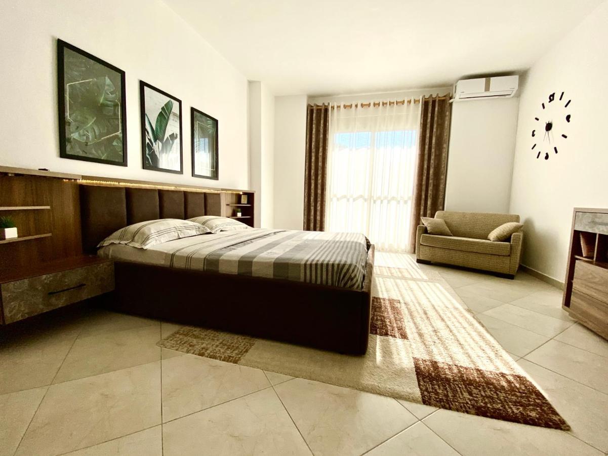 Luxury Apartments In City Center Durrës Eksteriør billede